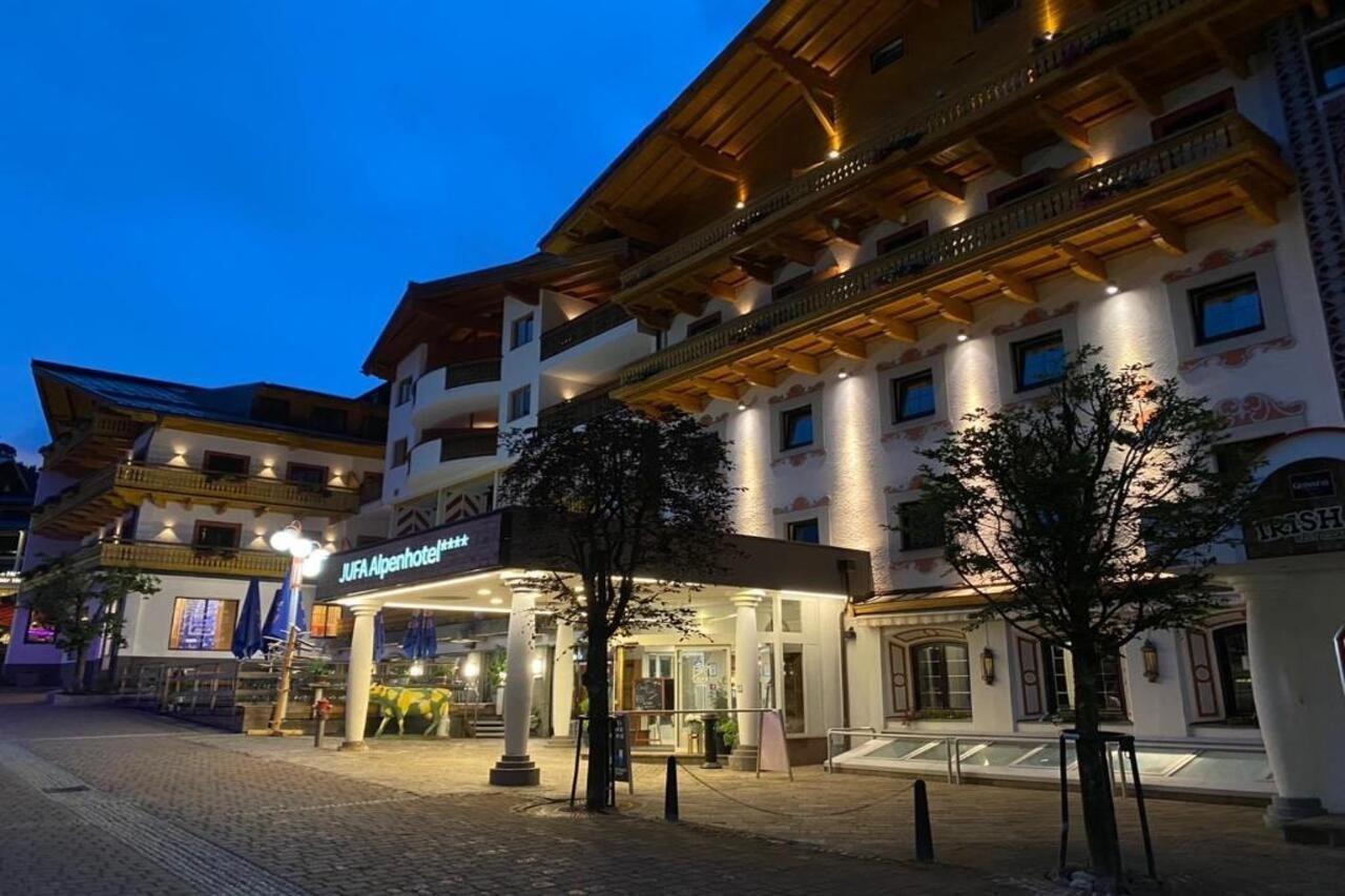 Jufa Alpenhotel Saalbach Екстер'єр фото