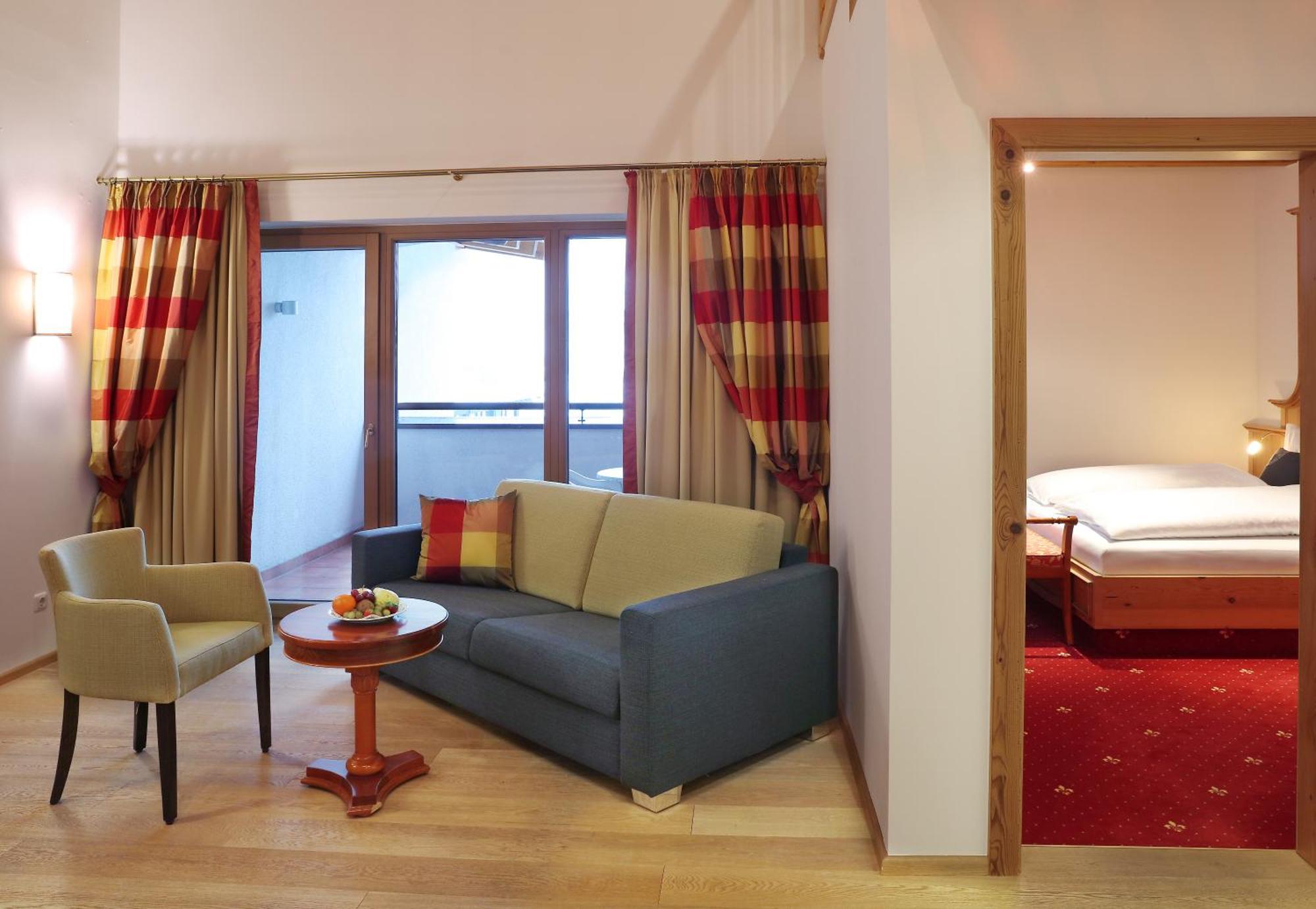 Jufa Alpenhotel Saalbach Екстер'єр фото